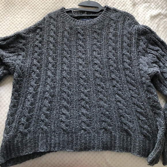 American Eagle Outfitters Sweaters - AE super soft sweater